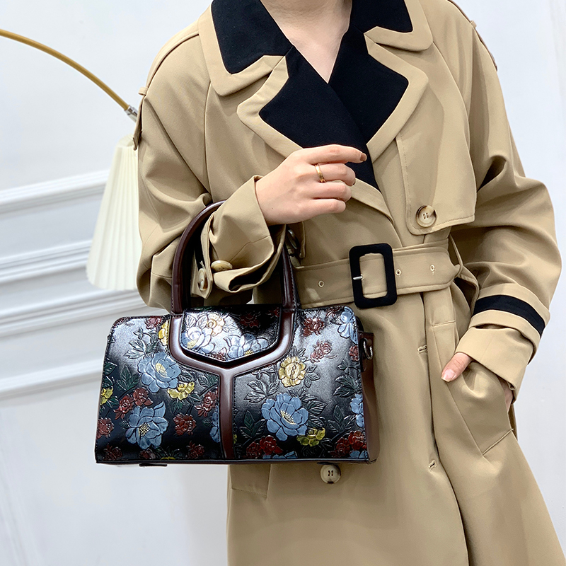 Vintage bloemen reliëf Boston  - Luxury Bags Vegan Leather recensie en prijs