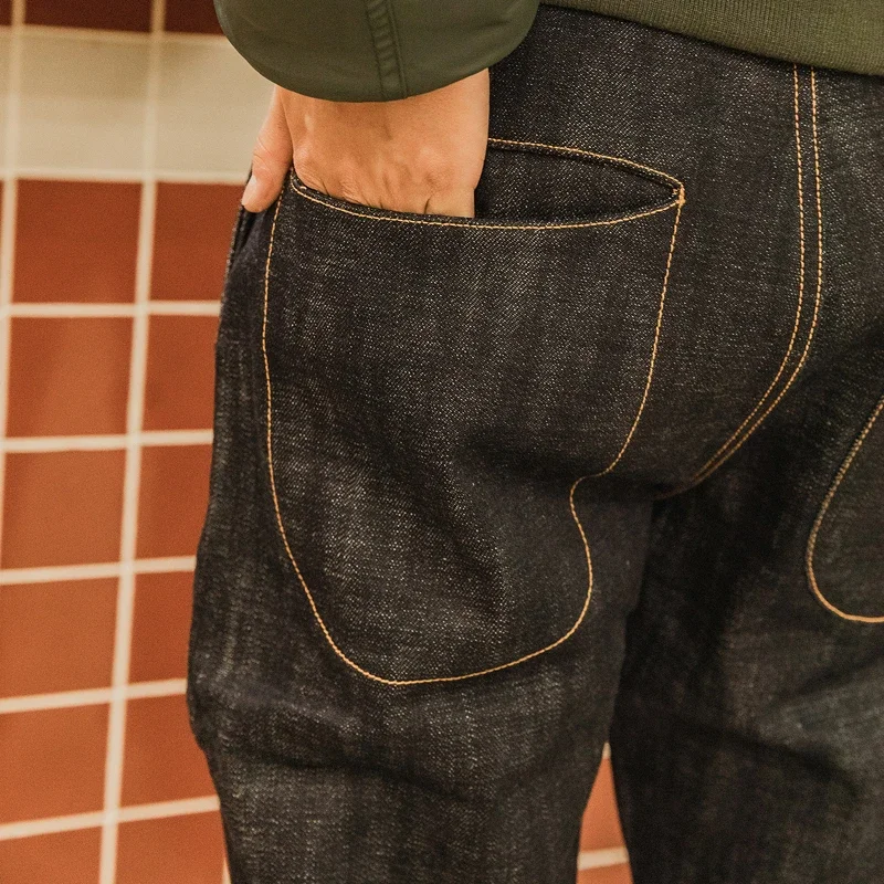Rode Tornado 18oz zelfkant den - Levis Jeans 501 recensie en prijs