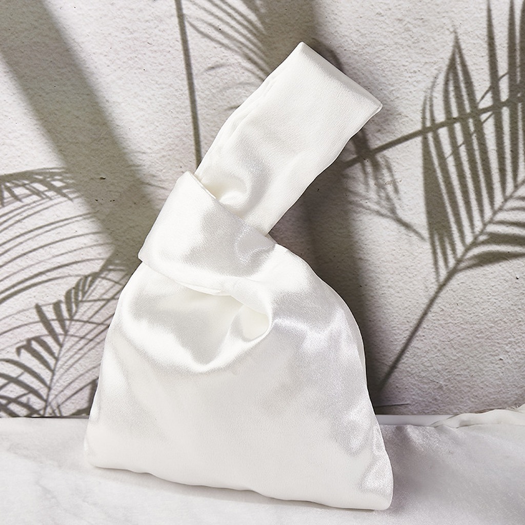 Dames zijden satijnen knoop po - Luxury Bags Consignment recensie en prijs