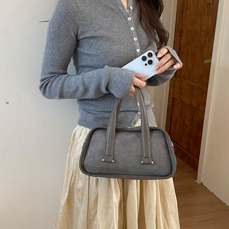 Retro krokodillenleer mini Bos - Luxury Bags Consignment recensie en prijs