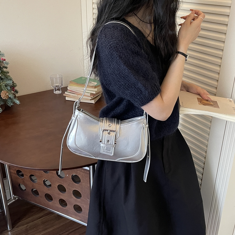 Vsper Onderarm Schoudertassen  - Luxury Bags Vegan Leather recensie en prijs