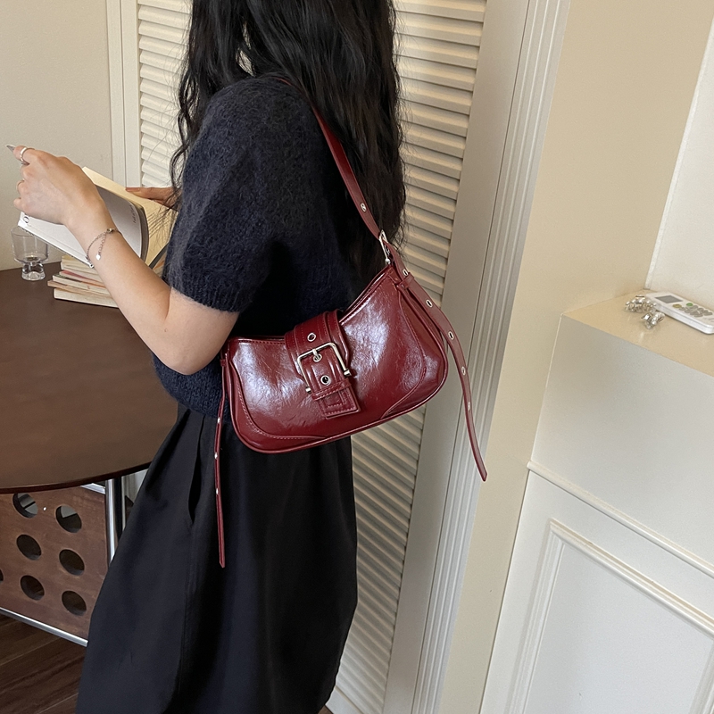 Vsper Onderarm Schoudertassen  - Luxury Bags Vegan Leather recensie en prijs