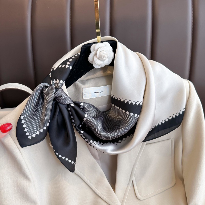 Nieuwe Luxe Paard Patroon Zijd - Luxury Bags Office recensie en prijs
